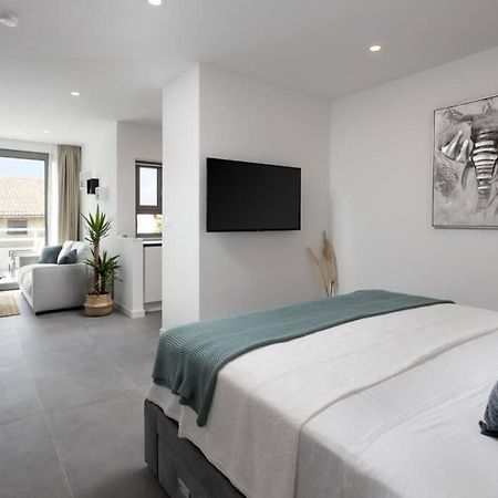 Apartamento Holiday In Bol **** Green Exterior foto